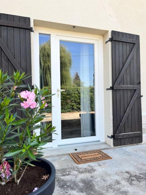 Gite Le Polochon Varennes-le-Grand Bagian luar foto